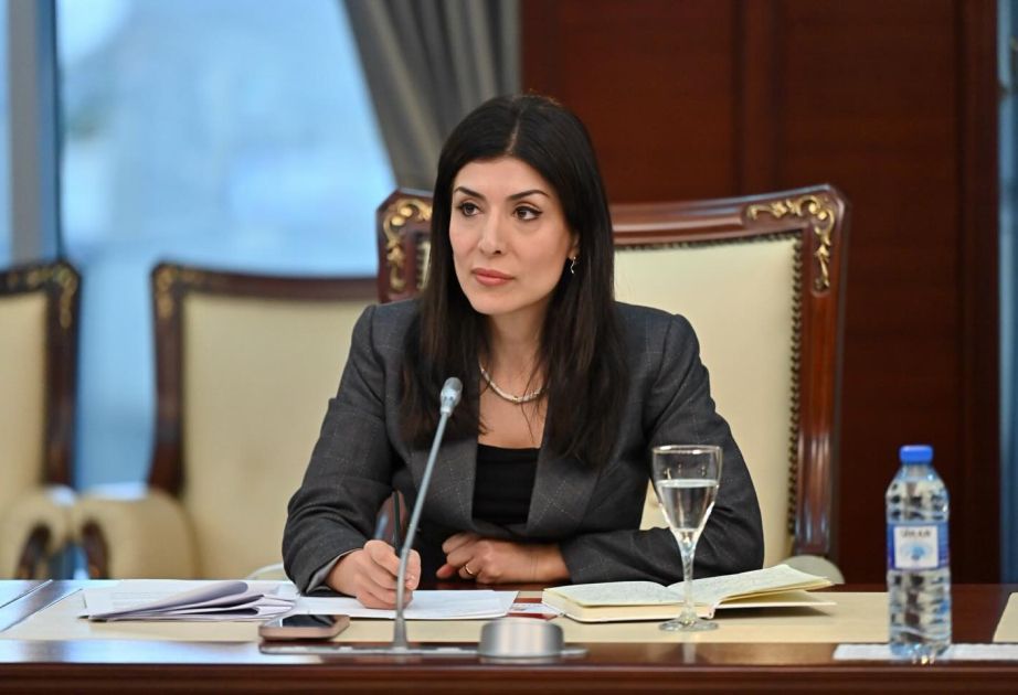Nigar Arpadarai
